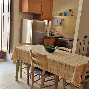 casa-vacanze-antica-ibla.sicilyhotelsitaly.net/